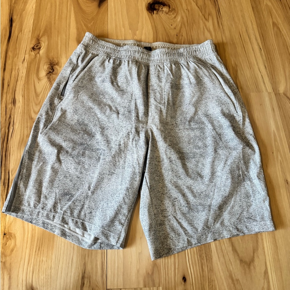 Lululemon Pace Breaker Lined Short 9" SZ M